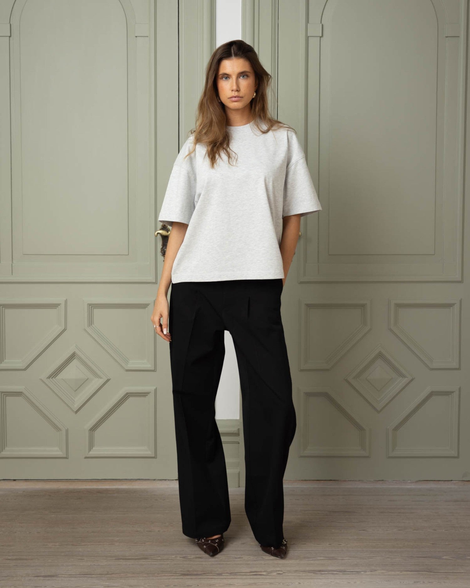Leeres T-Shirt grau